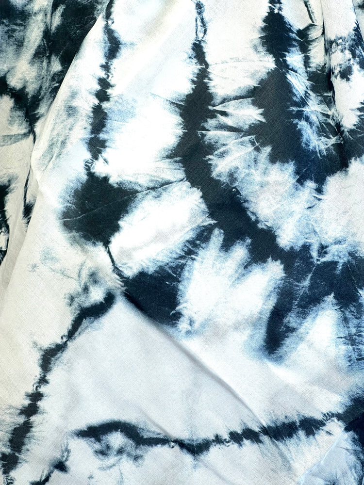 
                  
                    The Black Tie Dye Silk & Cotton Rag
                  
                