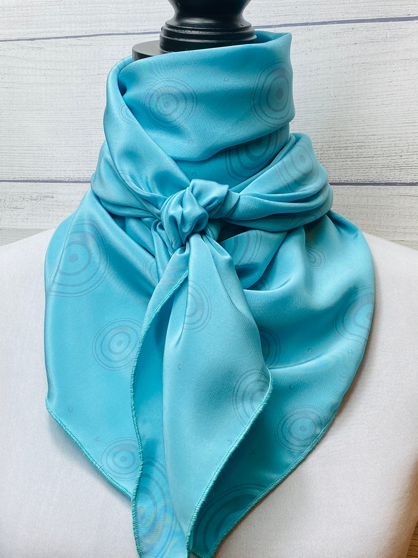 
                  
                    The Rhea Silk Large Rag
                  
                