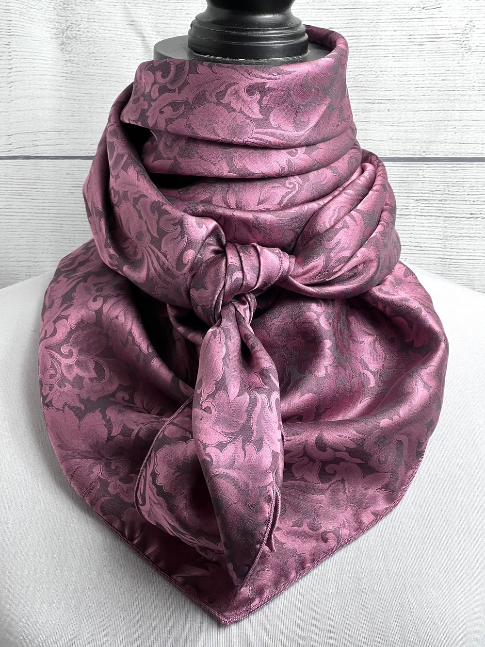 Mauve Silk Jacquard Rag