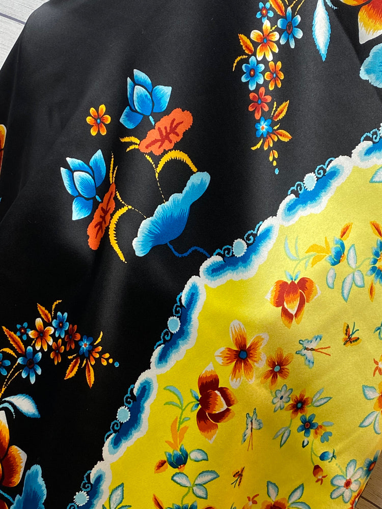 
                  
                    The Faye Floral Silk Large Rag
                  
                