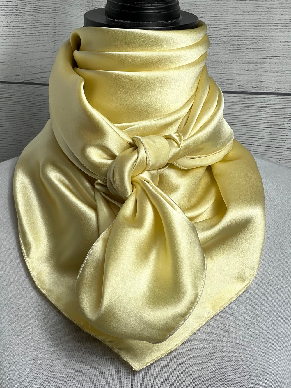 Solid Pale Yellow Silk Large Rag