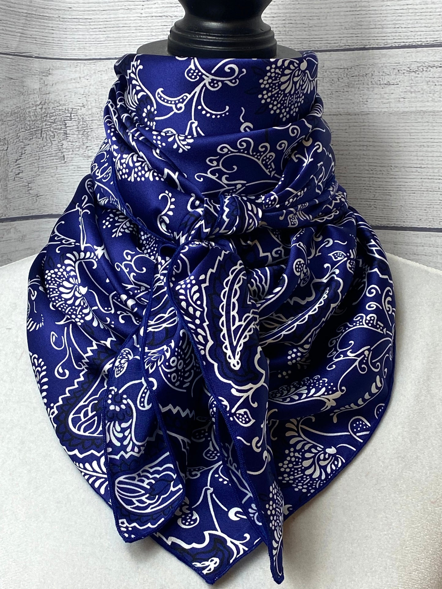 
                  
                    The Royal Blue Vintage Paisley Silk Large Rag
                  
                