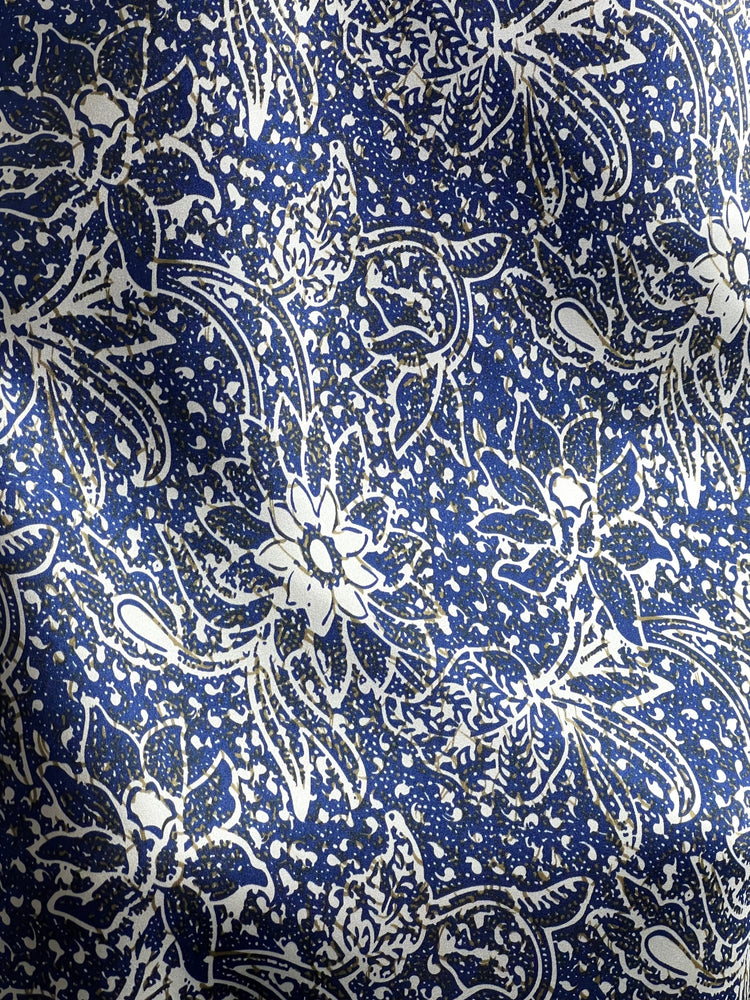 
                  
                    The Midnight Floral Silk Large Rag
                  
                